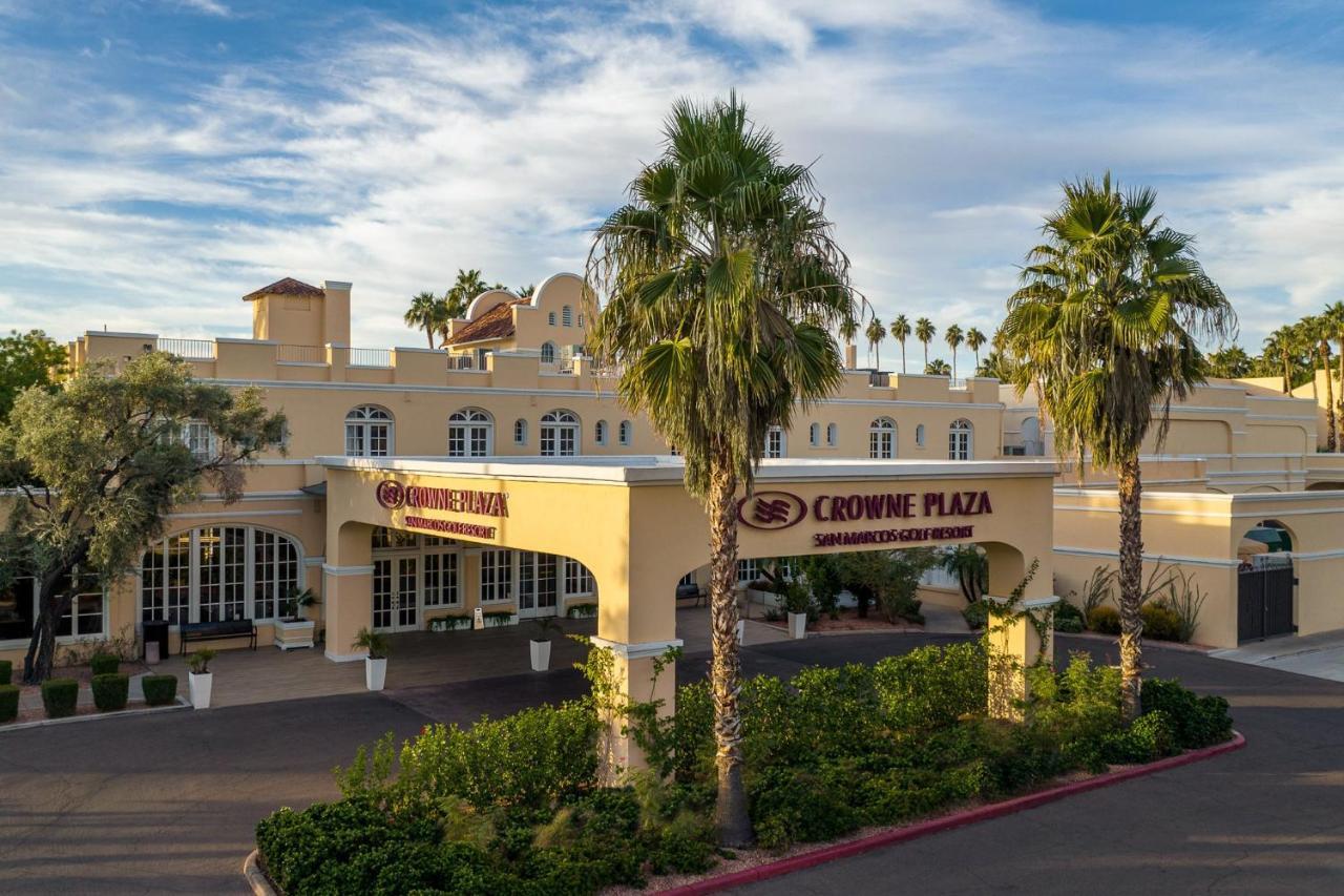 Crowne Plaza Phoenix - Chandler Golf Resort, An Ihg Hotel Exterior photo