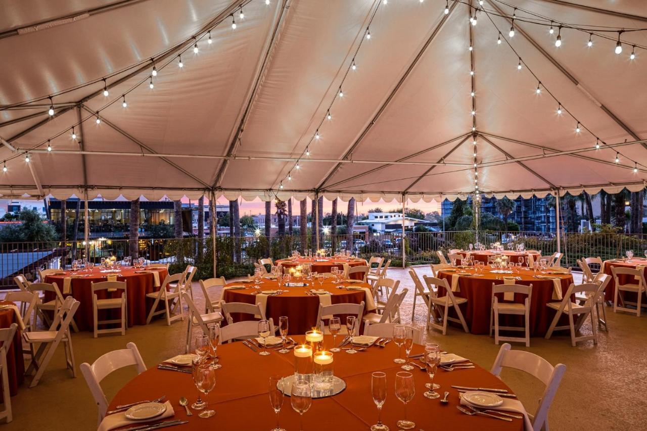 Crowne Plaza Phoenix - Chandler Golf Resort By Ihg Exterior photo
