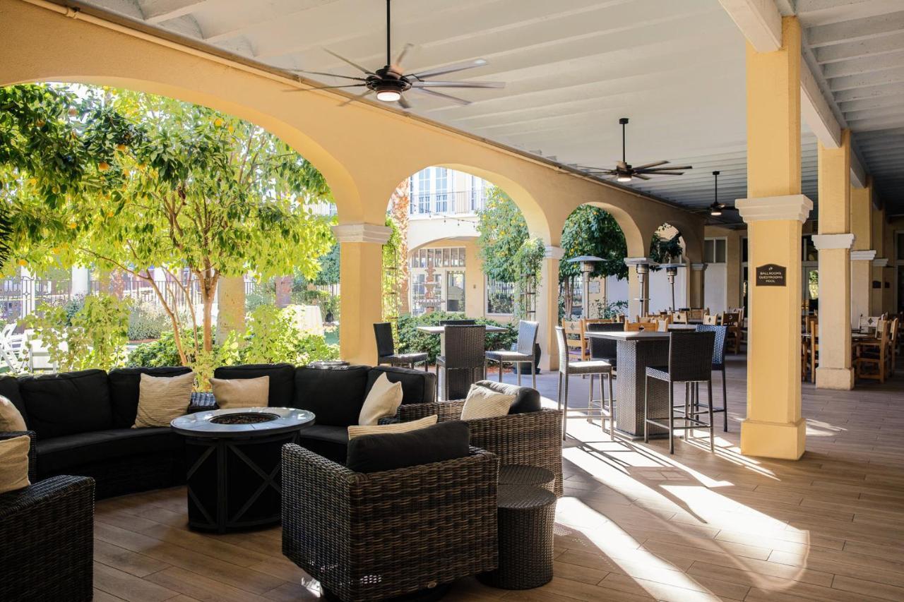 Crowne Plaza Phoenix - Chandler Golf Resort By Ihg Exterior photo