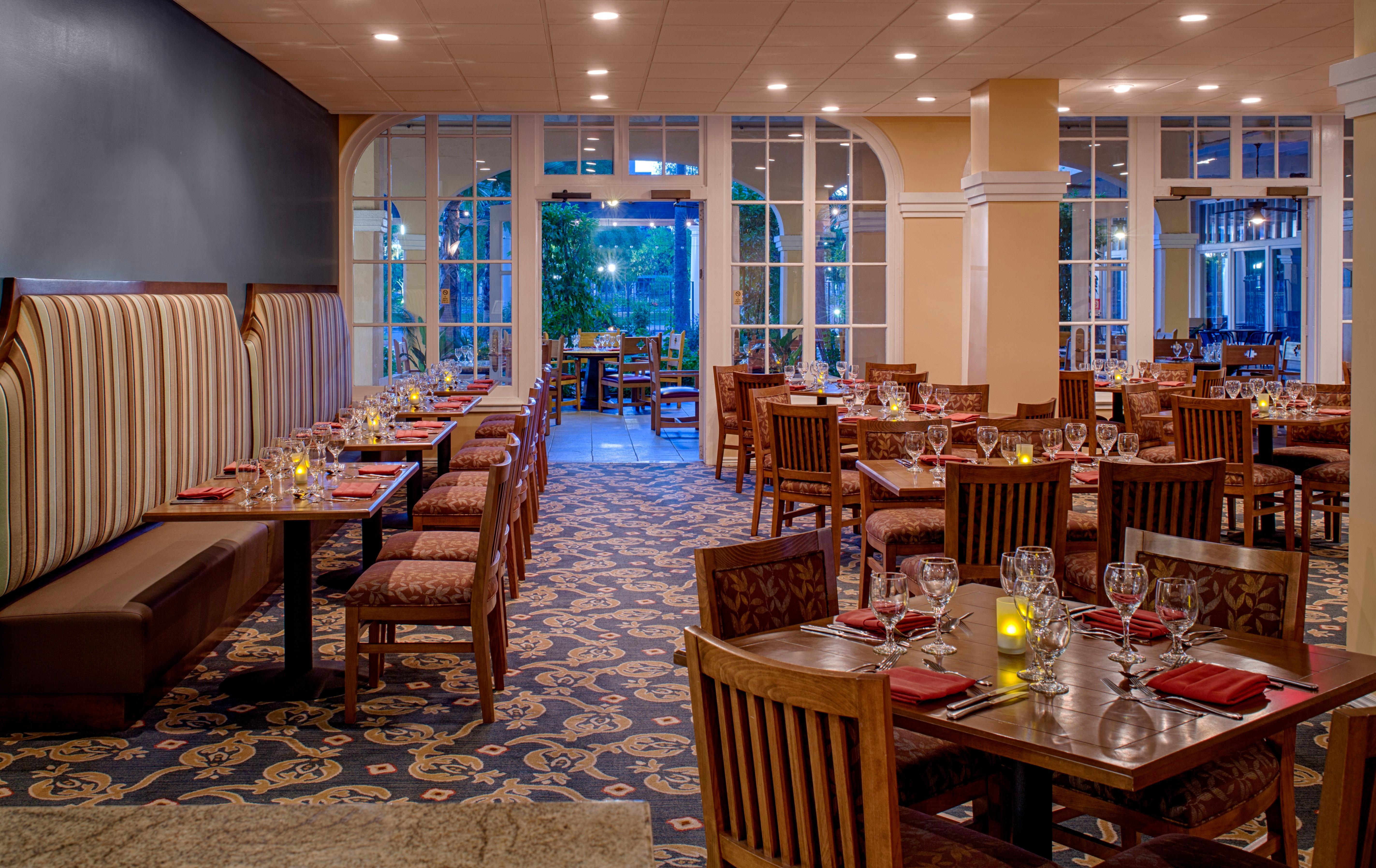 Crowne Plaza Phoenix - Chandler Golf Resort By Ihg Exterior photo