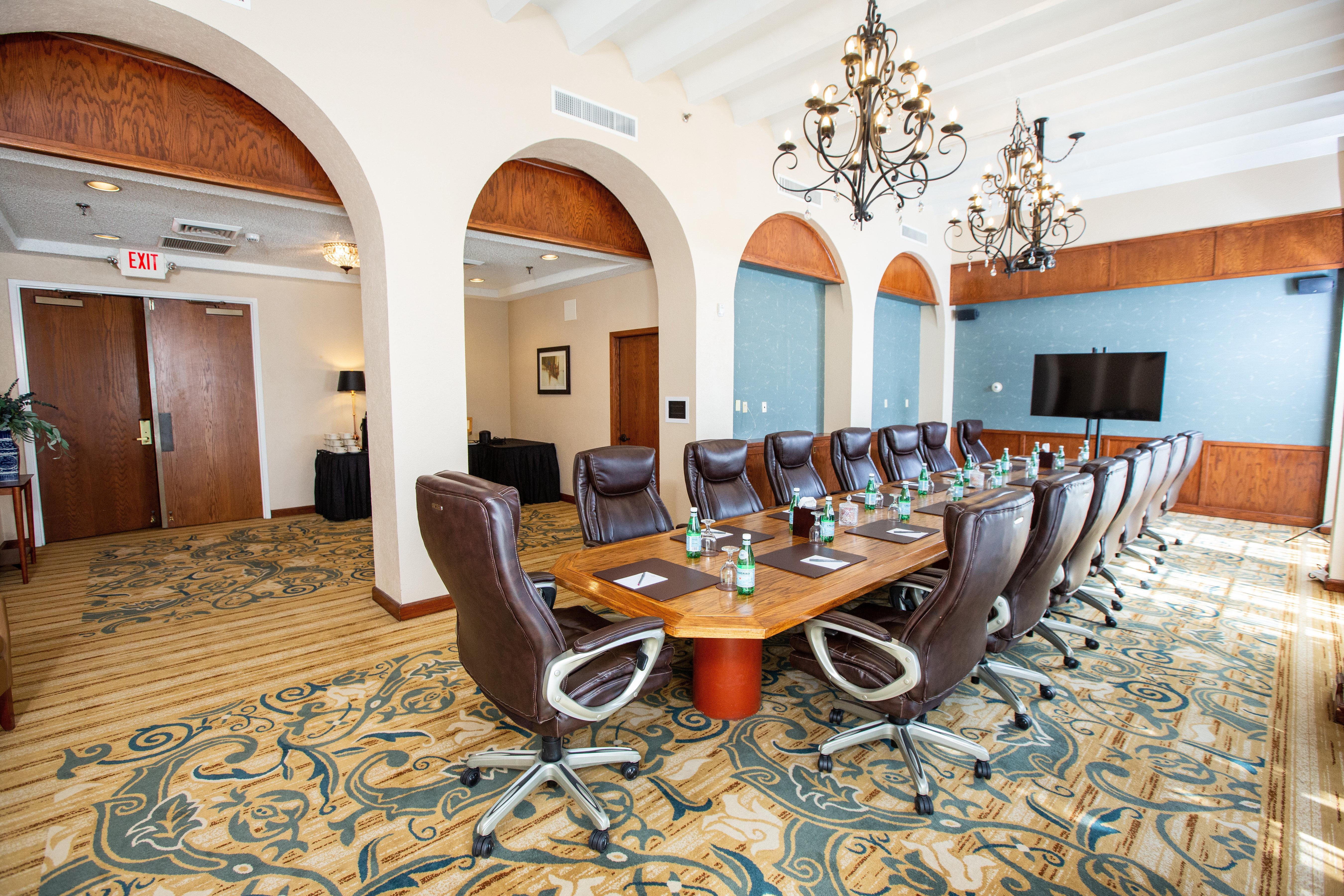 Crowne Plaza Phoenix - Chandler Golf Resort By Ihg Exterior photo