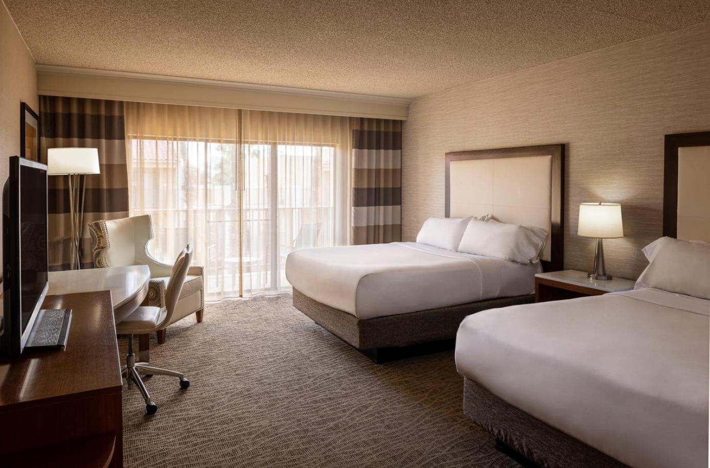 Crowne Plaza Phoenix - Chandler Golf Resort By Ihg Exterior photo